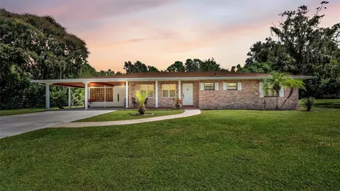 1545 Carolina Ave, Mulberry, FL 33860