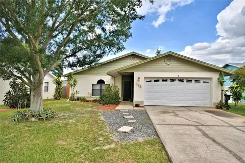 395 Lake Daisy Dr, Winter Haven, FL 33884