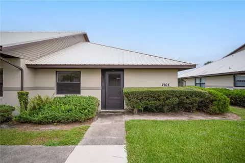 2104 Villaway E, Sebring, FL 33876