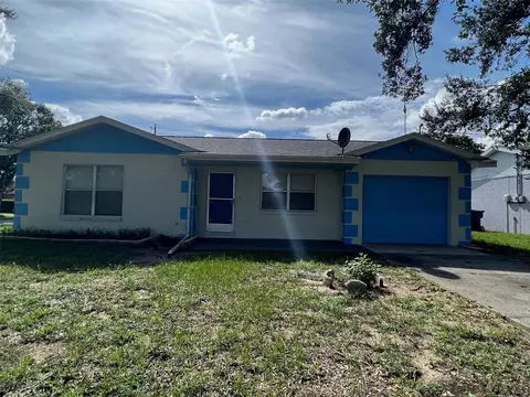 5929 Crews Lake Rd, Lakeland, FL 33812