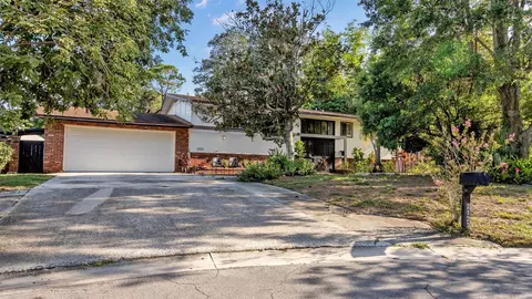 2123 Lake Bentley Ct, Lakeland, FL 33803
