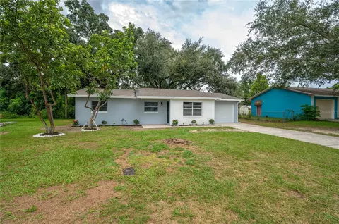 5906 April St E, Lakeland, FL 33812