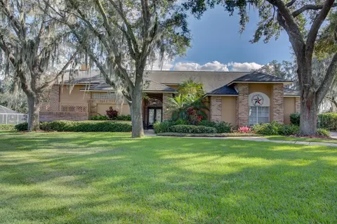 2004 Masters Way, Plant City, FL 33566