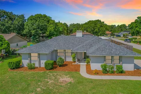 8062 Glenridge Ln, Lakeland, FL 33809