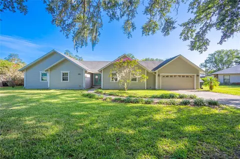 1913 Indian Trails Ct, Lakeland, FL 33813