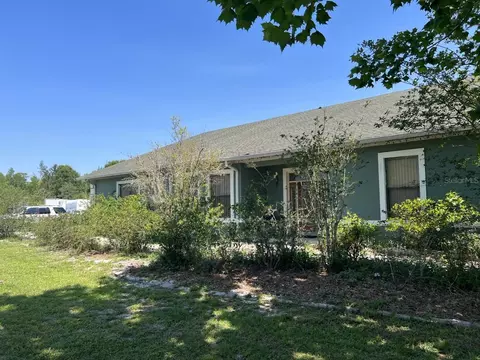 4572 Roundup Dr, Polk City, FL 33868