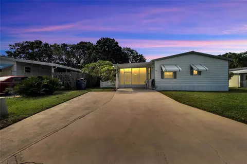 2162 Lois Blvd, Lake Alfred, FL 33850