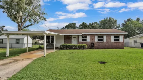 105 Sevilla St, Auburndale, FL 33823
