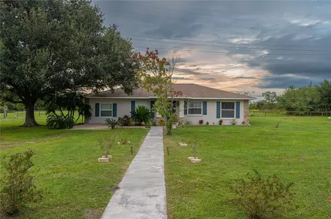 6995 Ranch Lake Ln, Fort Meade, FL 33841