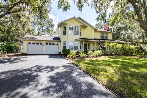 2519 Pemberton Creek Dr, Seffner, FL 33584