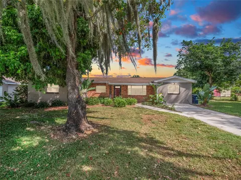 111 Eau Claire St, Auburndale, FL 33823