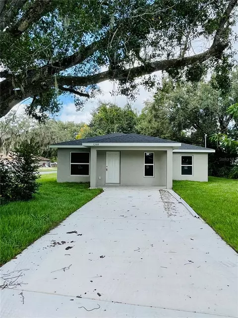 1200 33rd St NW, Winter Haven, FL 33881