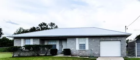 204 Roble Ct, Winter Haven, FL 33880