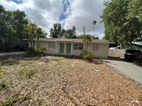 662 Avenue J NW, Winter Haven, FL 33881