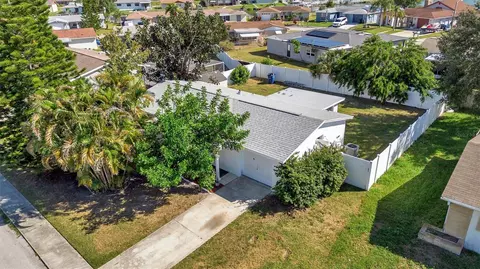 2024 Essex Dr, Holiday, FL 34691