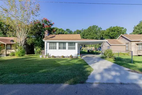 403 Belleview Dr, Fort Meade, FL 33841