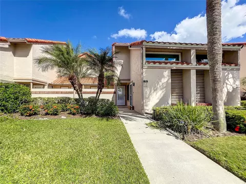 1705 Garden Lake Dr, Winter Haven, FL 33884