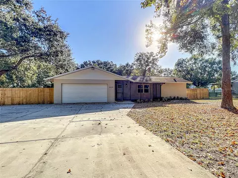 6423 Angus Dr, Lakeland, FL 33810