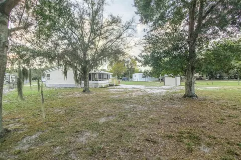 1985 Meadow Oak Cir, Polk City, FL 33868