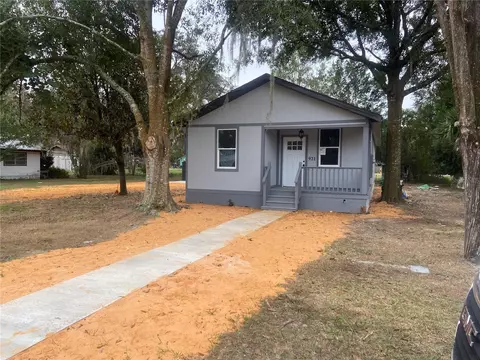 921 W Winifred St, Avon Park, FL 33825