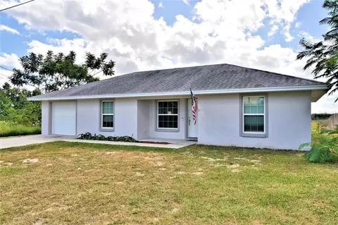 140 Weeping Willow Rd, Eagle Lake, FL 33839