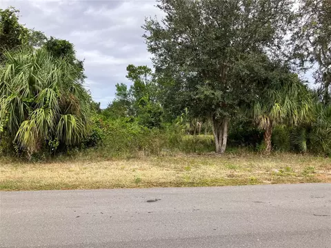 9251 Cypresswood Dr, Lake Wales, FL 33898