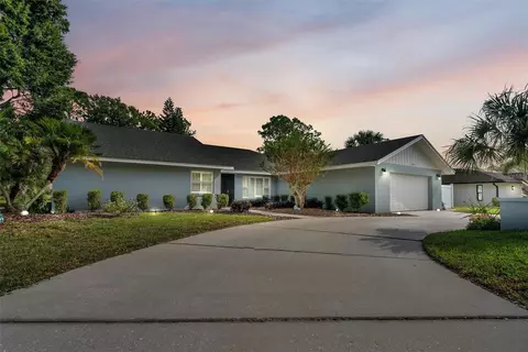 2914 Plantation Rd, Winter Haven, FL 33884