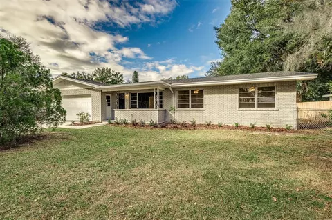 122 2nd St NW, Fort Meade, FL 33841