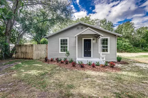 2035 W Lake Dr, Winter Haven, FL 33881