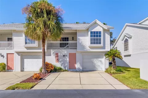 128 Sun Isle Cir #60, Treasure Island, FL 33706