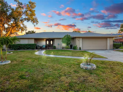 834 Lake Elbert Ct, Winter Haven, FL 33881