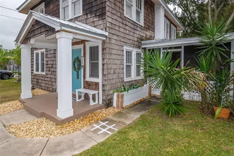 206 Eaker St, Auburndale, FL 33823