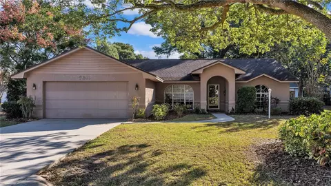 7211 Hileman Dr W, Lakeland, FL 33810