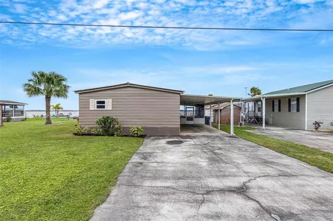 2300 Lakeview Dr, Haines City, FL 33844