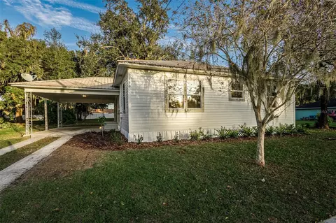 119 SE Pine Ave, Fort Meade, FL 33841
