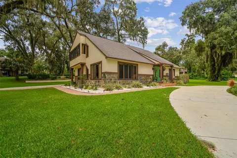 6649 Hayter Dr, Lakeland, FL 33813