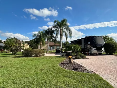 325 Nolane Ln, Polk City, FL 33868