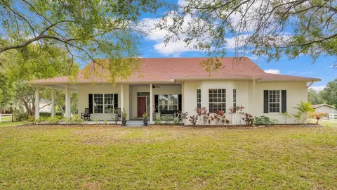 40 Lake Arrowhead Dr, Winter Haven, FL 33880