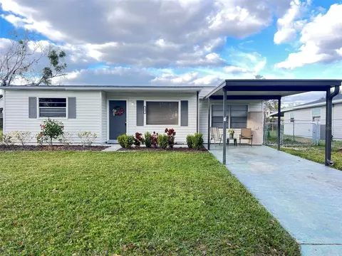 145 NW 10th Dr, Mulberry, FL 33860