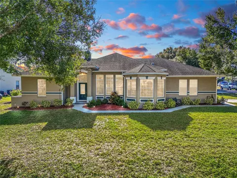 265 Bayberry Dr, Polk City, FL 33868