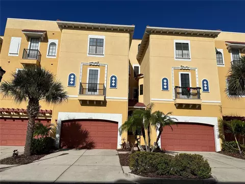 6408 Mayra Shores Ln, Apollo Beach, FL 33572