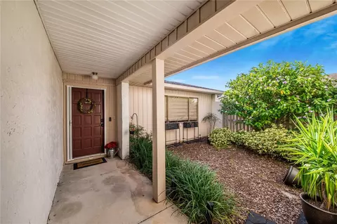 3916 Oak Loop #3, Mulberry, FL 33860