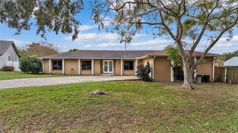 7043 Willow Run Loop, Lakeland, FL 33813