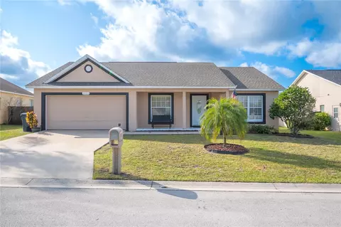 5593 Moon Valley Dr, Lakeland, FL 33812