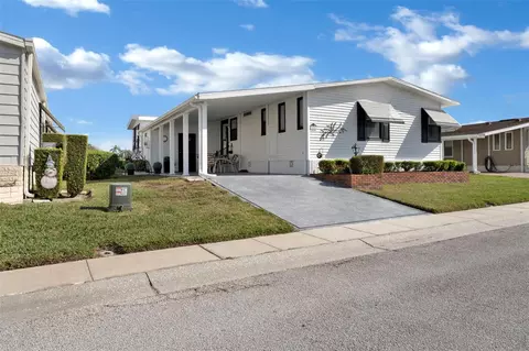 3227 Pebble Bend Dr, Lakeland, FL 33810