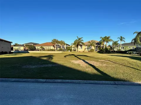 505 Meandering Way, Polk City, FL 33868
