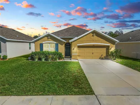 7006 Silverado Ranch Blvd, Zephyrhills, FL 33541