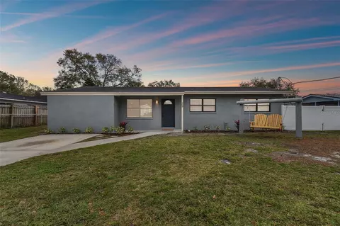 309 NE 4th Ave, Mulberry, FL 33860