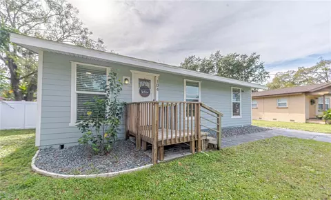 104 NW 10th Dr, Mulberry, FL 33860