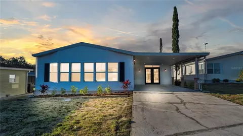 212 Glenwood Dr, Lake Wales, FL 33898